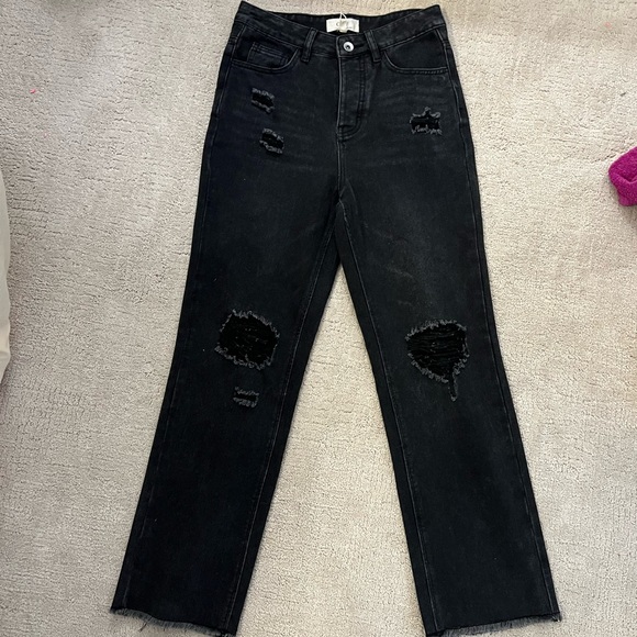 Chelsea & Violet Distressed Straight Leg Jeans - Picture 2 of 4